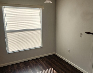 4024 Pinyon Drive - Photo Thumbnail 5