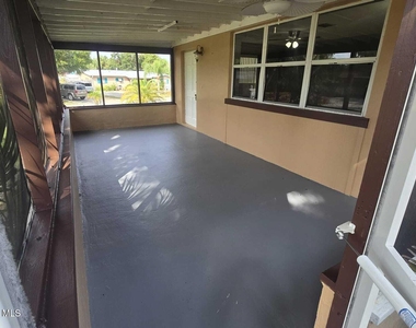 2903 Rollins Street - Photo Thumbnail 2