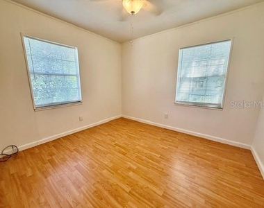 733 W Pennsylvania Avenue - Photo Thumbnail 11