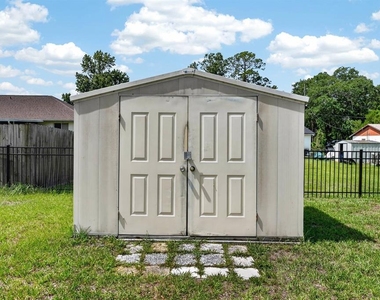 277 Debary Drive - Photo Thumbnail 27