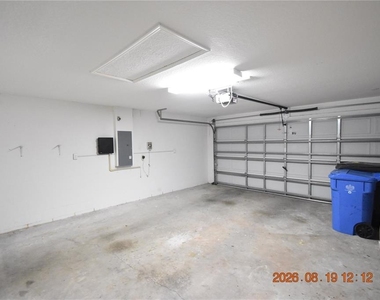 644 Chesney Drive - Photo Thumbnail 9