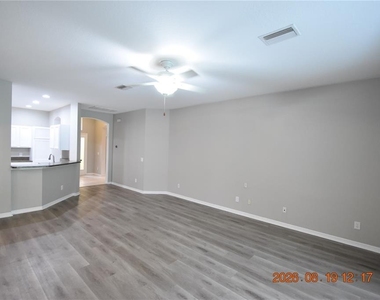 644 Chesney Drive - Photo Thumbnail 15