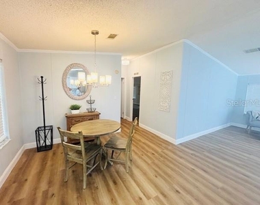 7112 Pine Needle Lane - Photo Thumbnail 6