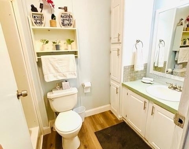 7112 Pine Needle Lane - Photo Thumbnail 13