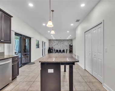 5063 Ivory Stone Drive - Photo Thumbnail 15