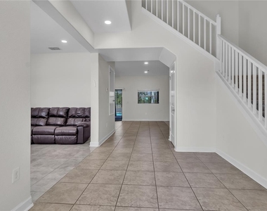 5063 Ivory Stone Drive - Photo Thumbnail 5