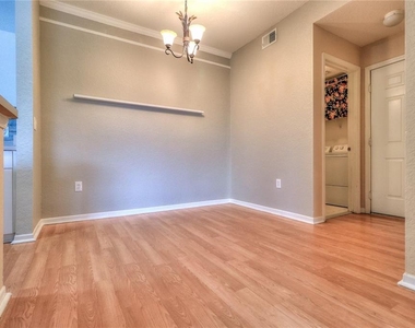 17102 Carrington Park Drive - Photo Thumbnail 5