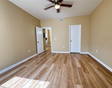17102 Carrington Park Drive - Photo Thumbnail 32
