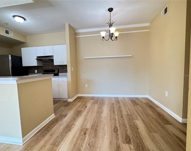 17102 Carrington Park Drive - Photo Thumbnail 36