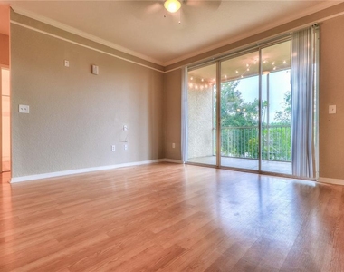 17102 Carrington Park Drive - Photo Thumbnail 2