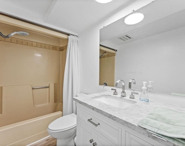 4614 W Fig Street - Photo Thumbnail 22