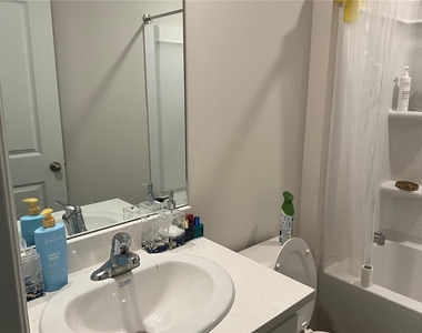 5038 Rocky Coast Place - Photo Thumbnail 9