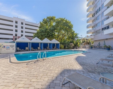 470 3rd Street S - Photo Thumbnail 15