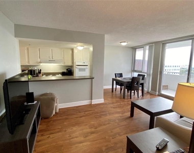 470 3rd Street S - Photo Thumbnail 1