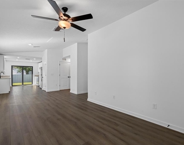 7148 Canopy Lane - Photo Thumbnail 2