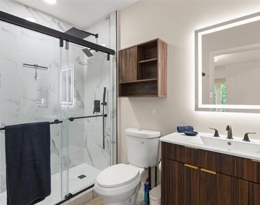 5028 Autumn Ridge Lane - Photo Thumbnail 16