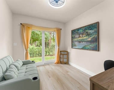 5028 Autumn Ridge Lane - Photo Thumbnail 13
