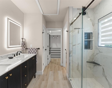 5028 Autumn Ridge Lane - Photo Thumbnail 22