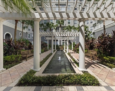700 S Harbour Island Boulevard - Photo Thumbnail 18