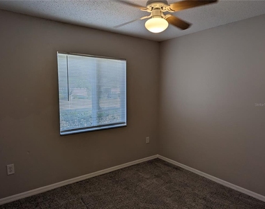 3120 Summer House Drive - Photo Thumbnail 9