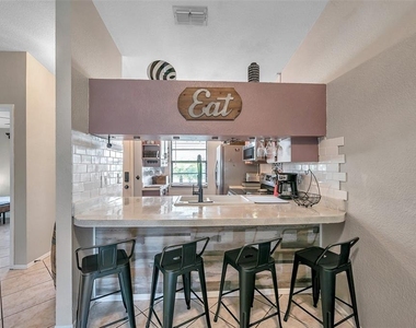 6421 Drexel Drive - Photo Thumbnail 30