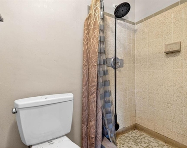 4752 Daphne Street - Photo Thumbnail 14