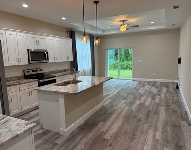 540 Lindsay Anne Court - Photo Thumbnail 2