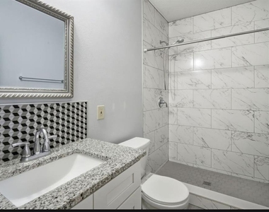 1411 E 24th Avenue - Photo Thumbnail 12