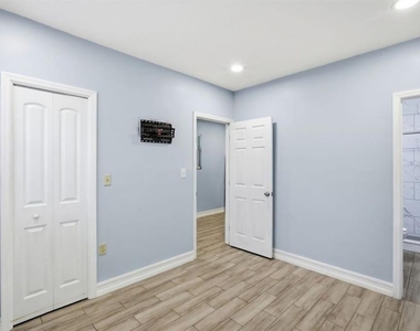 1411 E 24th Avenue - Photo Thumbnail 14