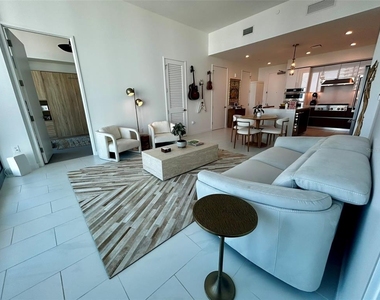 400 Central Avenue - Photo Thumbnail 6