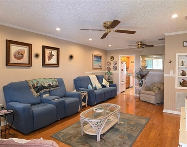 10036 63rd Avenue N - Photo Thumbnail 1