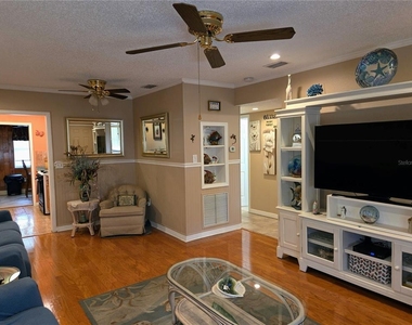 10036 63rd Avenue N - Photo Thumbnail 2