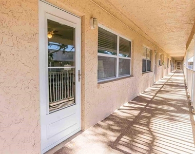 10036 63rd Avenue N - Photo Thumbnail 22
