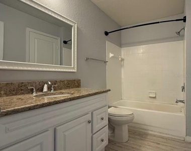 17102 Carrington Park Drive - Photo Thumbnail 8