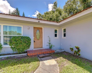 1001 Bay Breeze Terrace - Photo Thumbnail 2