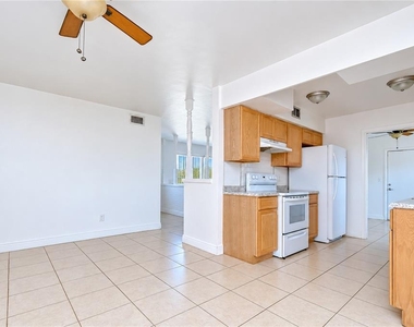 1001 Bay Breeze Terrace - Photo Thumbnail 12