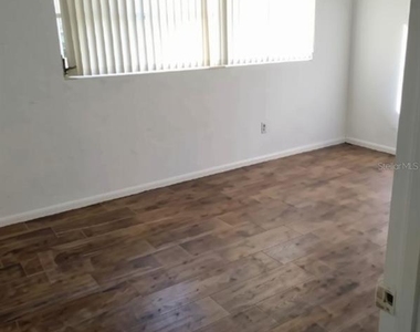 1001 Bay Breeze Terrace - Photo Thumbnail 4