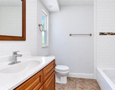 1001 Bay Breeze Terrace - Photo Thumbnail 21
