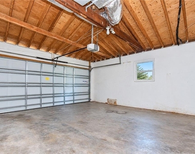1001 Bay Breeze Terrace - Photo Thumbnail 27