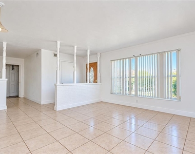 1001 Bay Breeze Terrace - Photo Thumbnail 5