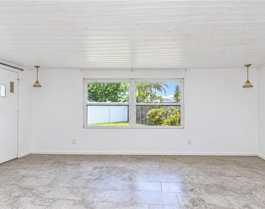 1001 Bay Breeze Terrace - Photo Thumbnail 16