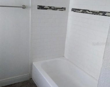 1001 Bay Breeze Terrace - Photo Thumbnail 5