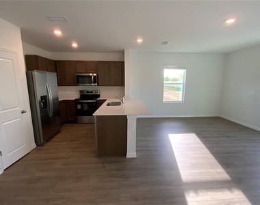 32580 Midsummer Night Lane Ne - Photo Thumbnail 5