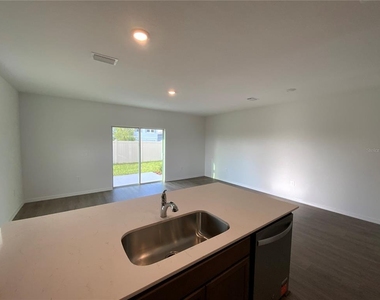 32580 Midsummer Night Lane Ne - Photo Thumbnail 6