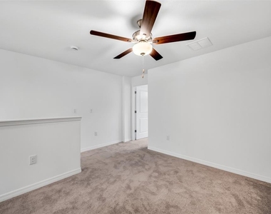 30741 Veridian Way - Photo Thumbnail 14