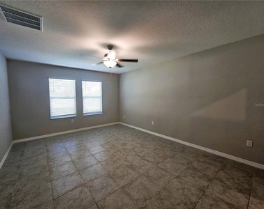 6822 King Creek Drive - Photo Thumbnail 18