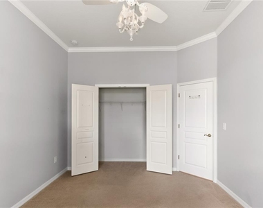 7051 Derwent Glen Circle - Photo Thumbnail 42