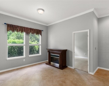 7051 Derwent Glen Circle - Photo Thumbnail 41