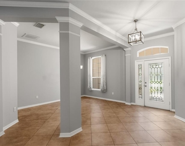 7051 Derwent Glen Circle - Photo Thumbnail 7