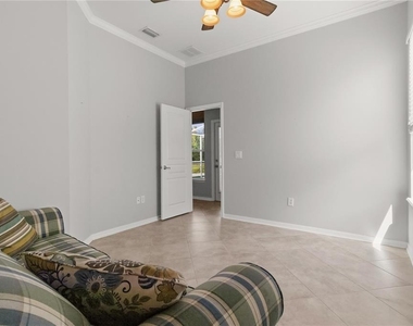 7051 Derwent Glen Circle - Photo Thumbnail 47